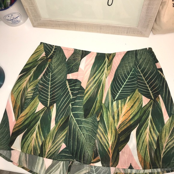 Show me your mumu Carlos Swing Shorts - Picture 3 of 4